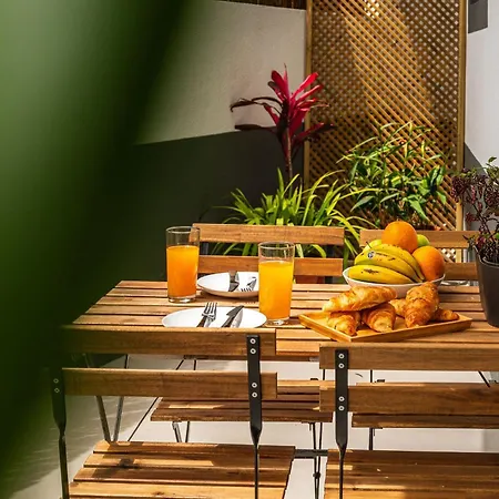 Modern Tropical Hideaway By Elysian * Ponta do Sol (Madeira)